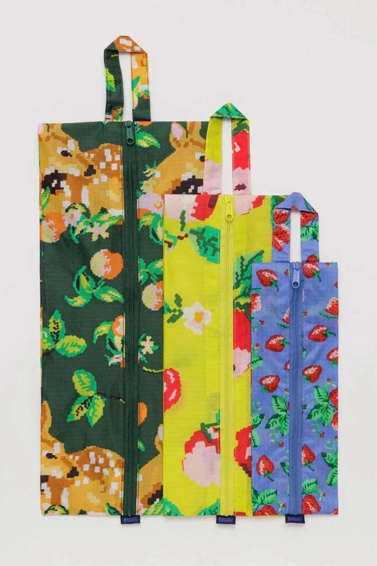 3D zip set baggu - needlepoint fruit