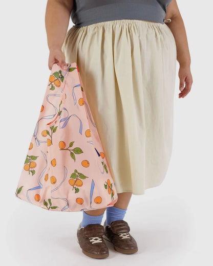 apricots and ribbons baggu