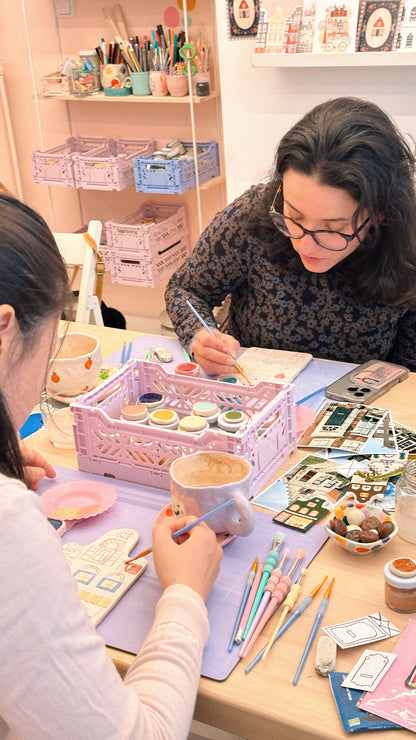 paint a cute dutch house