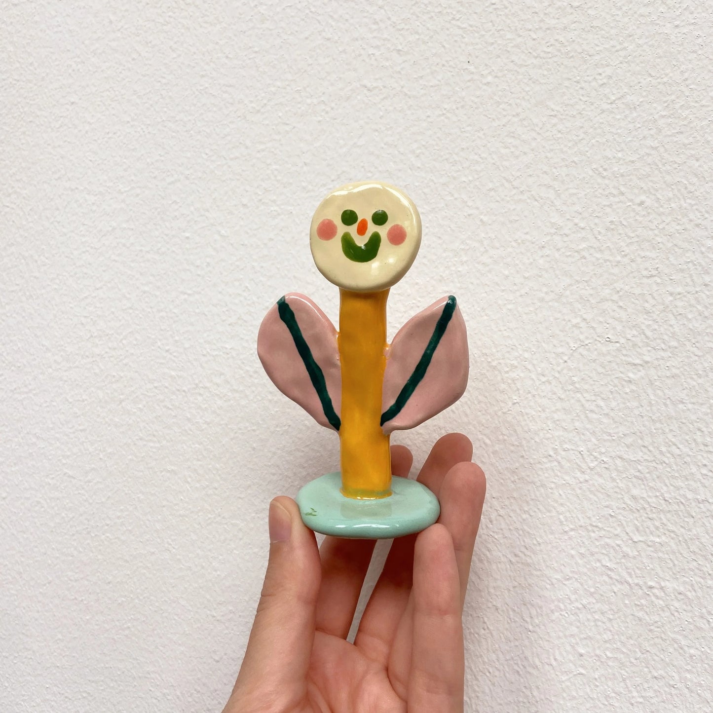 flower buddy | happy pastel yellow buddy