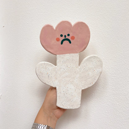 wall vase | sad pink tulip