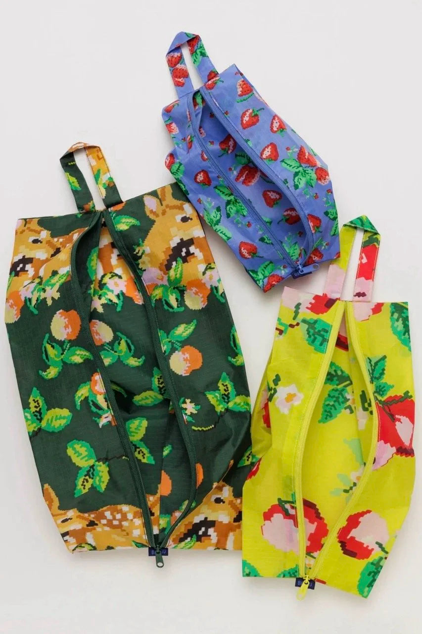 3D zip set baggu - needlepoint fruit