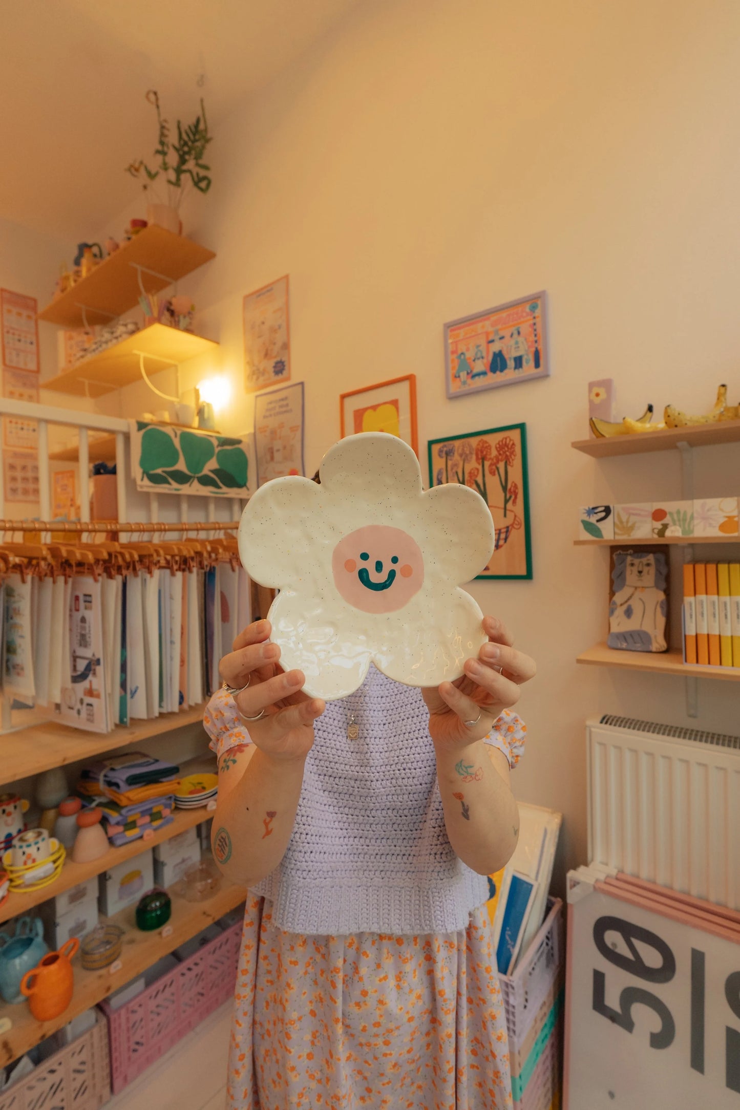 Flower plate | happy purple speckle