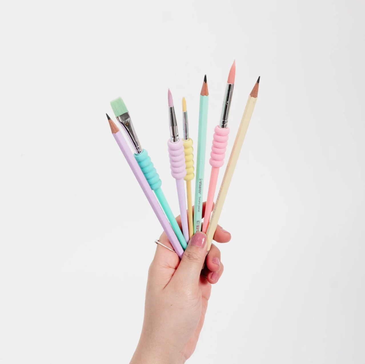 brushes & pencils bundle