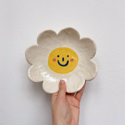 Flower plate | happy white daisy