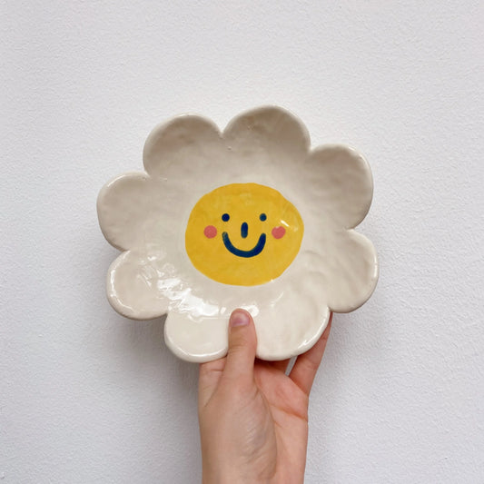 Flower plate | happy white daisy