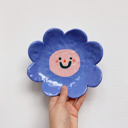 Flower plate | blue smiley daisy