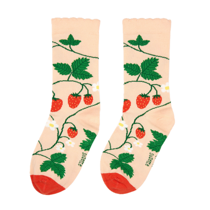 coucou suzette socks - strawberry plant