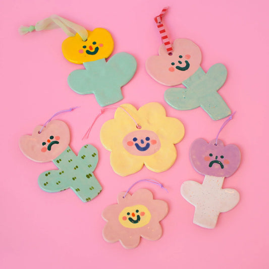 ceramic ornaments | cutie flowers