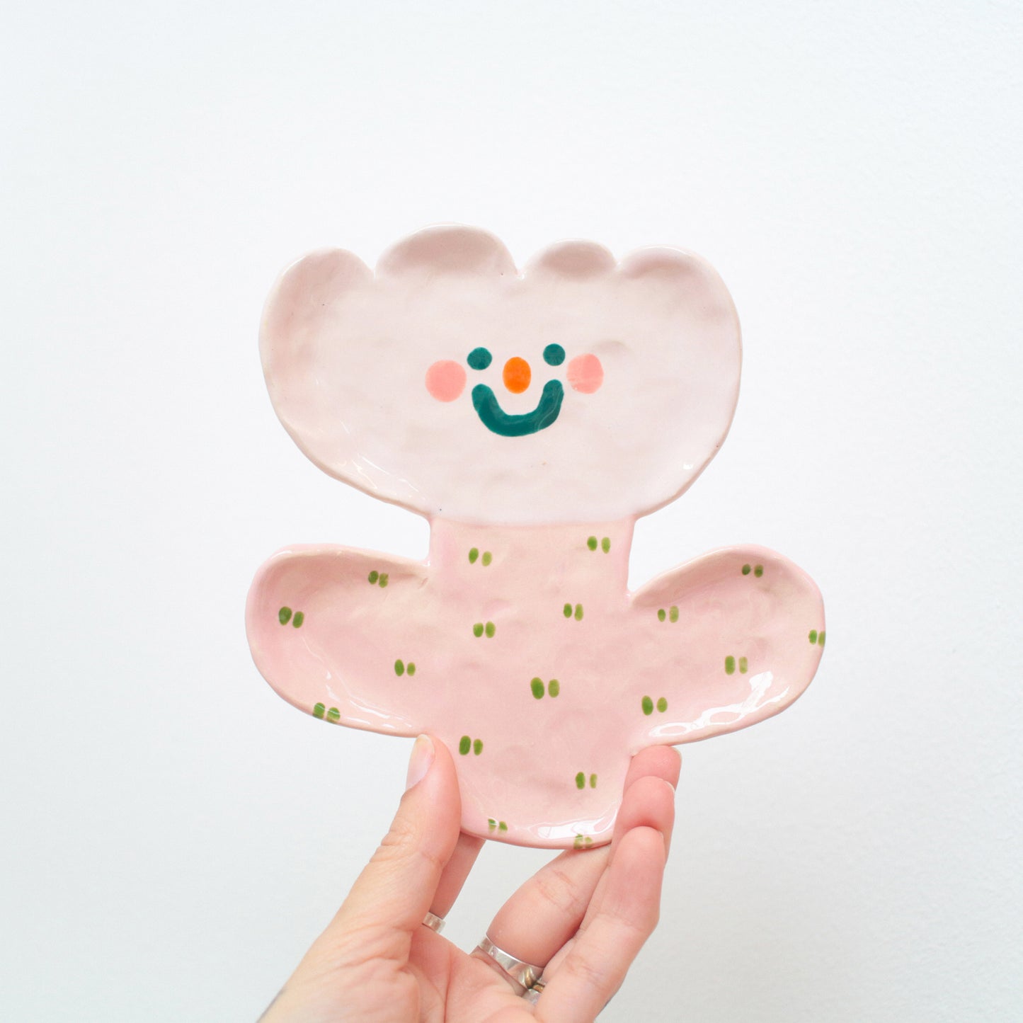 trinket dish | pinky flower friend