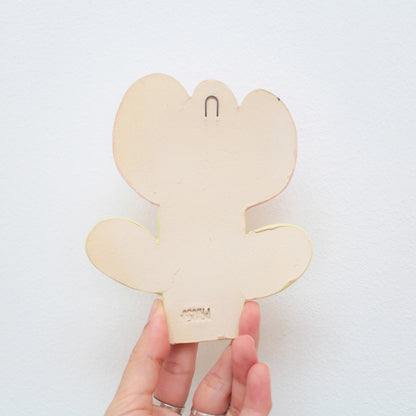 wall flower | happy pinky bud