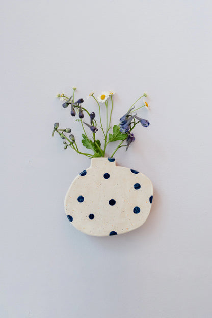 wall vase | happy pink tulip