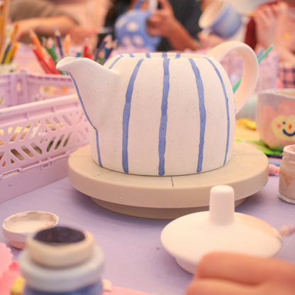 ceramic painting: teapot