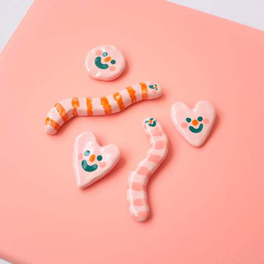 wall hanging | wormy love