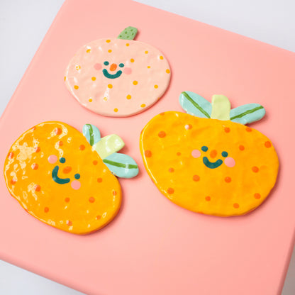 wall hanging | orangey friends