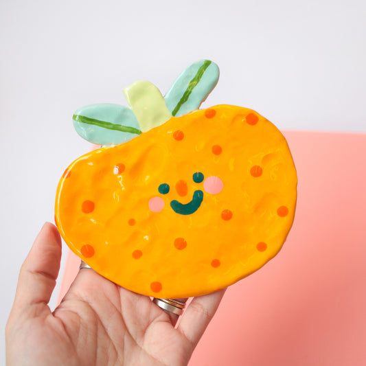 wall hanging | orangey friends