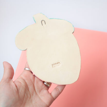 wall hanging | happy strawberries