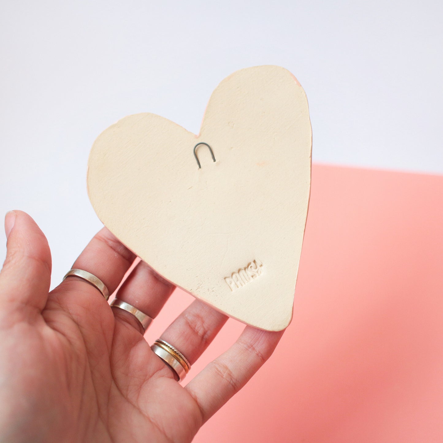 wall hanging | hearts and tulips